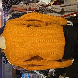 NWT Pumpkin colored puff sleeve sweater